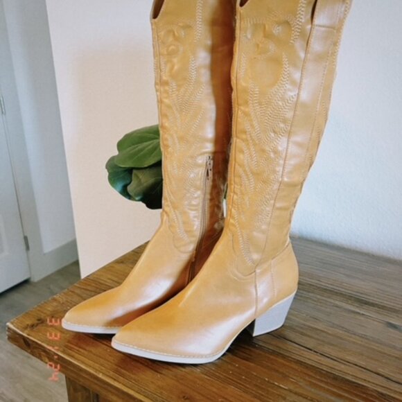 BRAND NEW w TAGS Western Cowgirl Boots TAN SIZE 7 - Picture 6 of 7